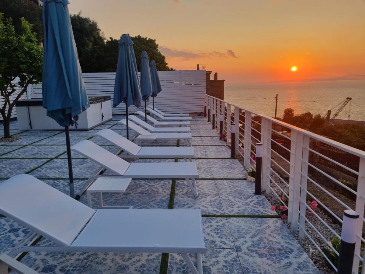 Bed and Breakfast Relais Al Castello à Castellammare di Stabia Extérieur photo